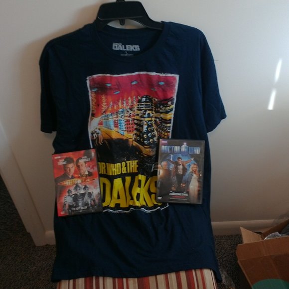 EUC  Vintage Dr. Who and The Daleks men's size L single thread tee - Picture 1 of 5